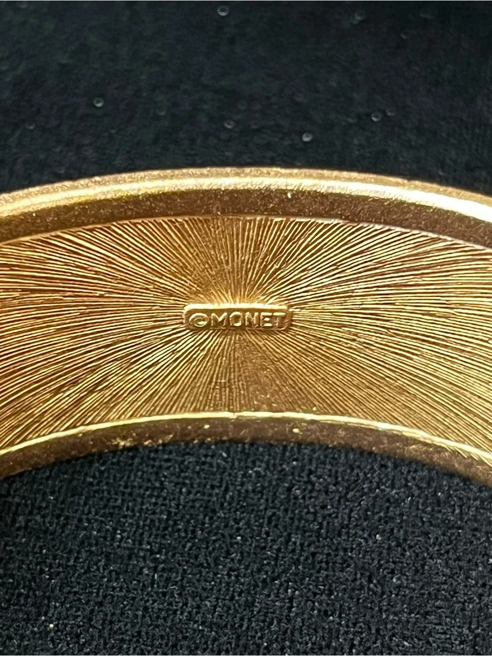 1985 Monet "All That Jazz" Book Piece Cuff Bracelet 1775 - Picture 3 of 9